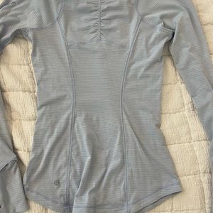 Lulu lemon long sleeve work out top